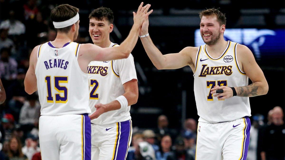 完美体育绝妙，湖人队新阵容被NBA评论员比尔·西蒙斯起绰号“Snowtime”