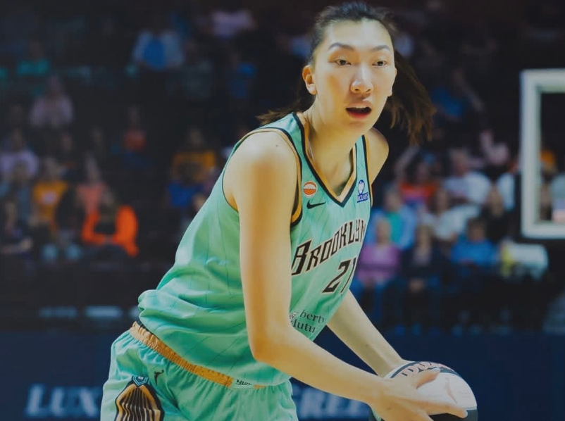 完美体育大爆发！韩旭17分钟19+5+2帽 赛季新高+全场最高率自由人大胜